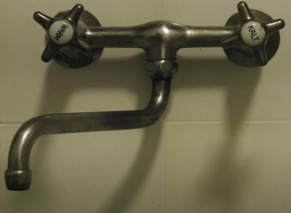 detail sink