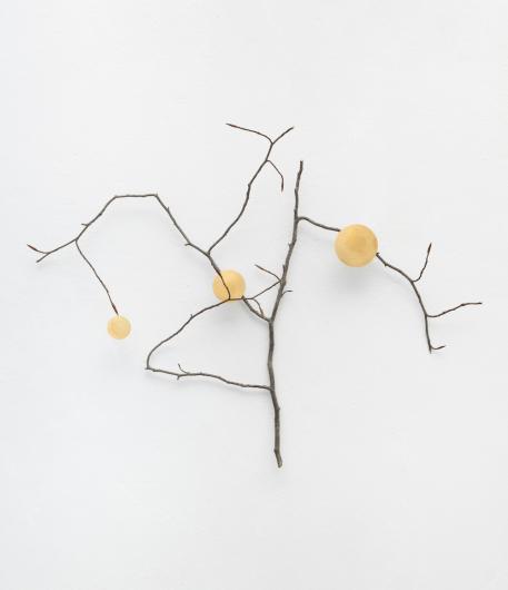 Image: Daniel Steegmann Mangrané, Ramita with Gold Accents, 2025. Beech branch, and gold pins, 15 x 20 x 3 in, 38 x 50 x 7 cm. 